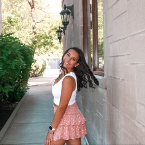 Meet your Posher, Elle